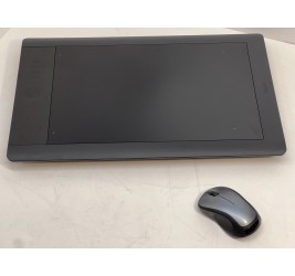WACOM Intuos5 Touch PTH850 Large Pen Tablet 12.80" x 8" Active Area клас А