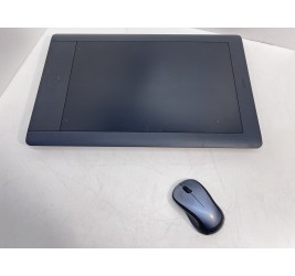 WACOM Intuos5 Touch PTH850 Large Pen Tablet 12.80" x 8" Active Area клас А