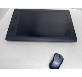 WACOM PTH-851 Intuos Pro Professional Pen - Touch Tablet (Black- Large) 12.80" x 8" Active Area клас А