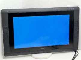 Wacom Cintiq 22HD Touch (DTH-2200) 22" (клас А)