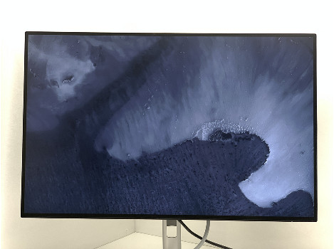 Dell UltraSharp U2421E 24" (клас Б)