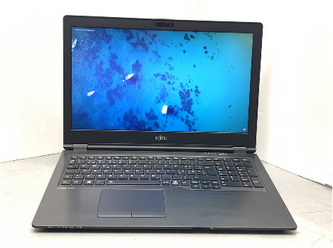 Fujitsu LIFEBOOK U758 15.6" i5-8250U 16GB 260GB клас А