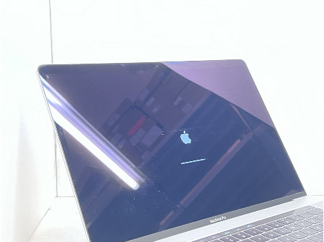Apple MacBookPro15-1 16" i7-8750H 32GB 500GB клас А