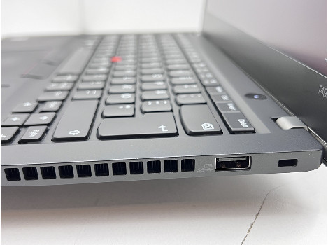 Lenovo ThinkPad T495s 14" touch Ryzen 5 PRO 3500U 16GB 260GB клас А