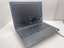 Лаптоп Dell Precision 3520 15.6" i7-7820HQ 16GB 256GB клас А