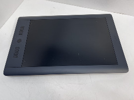 Таблет WACOM PTH-851 Intuos Pro Professional Pen - Touch Tablet (Black- Large) 12.80" x 8" Active Area клас А