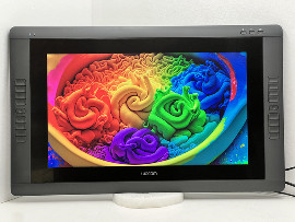 Монитор Wacom Cintiq 22HD Touch (DTH-2200) 22" (клас А)