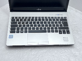 Лаптоп Fujitsu LIFEBOOK S936 13.3" i7-6600U 12GB 510GB клас А