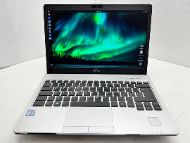 Лаптоп Fujitsu LIFEBOOK S936 13.3" i7-6600U 12GB 510GB клас А