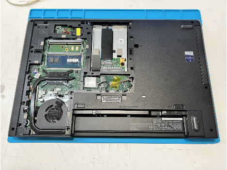 Lenovo ThinkPad L570 15.6" i5-7200U 8GB 510GB клас А
