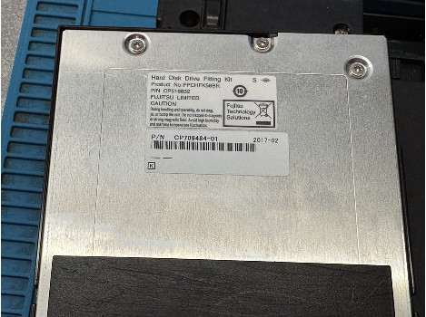 Fujitsu LIFEBOOK E557 15.6" i5-7200U 8GB 1260GB клас А