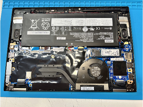 Lenovo ThinkPad X390 Yoga 13.3" touch i5-8365U 16GB 260GB клас А