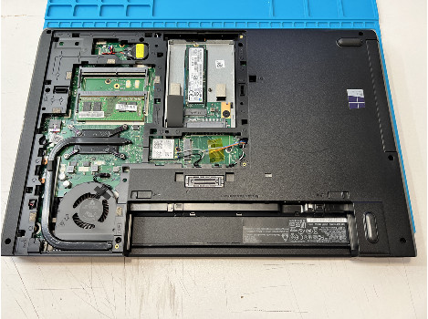 Lenovo ThinkPad L570 15.6" i5-7200U 8GB 510GB клас А