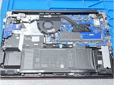 Dell Latitude 3500 15.6" i3-8145U 8GB 130GB клас А