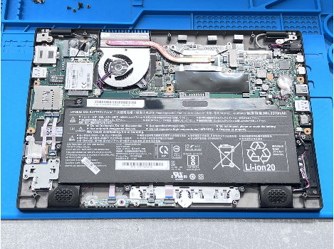 Fujitsu LIFEBOOK U939 13.3" touch i5-8265U 16GB 260GB клас А