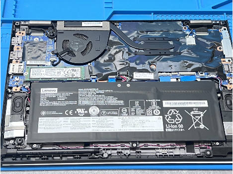 Lenovo ThinkPad X390 Yoga 13.3" touch i5-8365U 16GB 260GB клас А