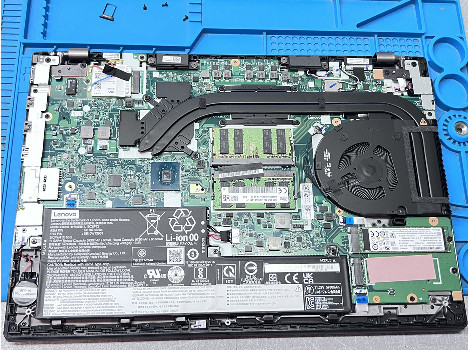 Lenovo ThinkPad T15p 15.6" i7-10750H 32GB 510GB клас А