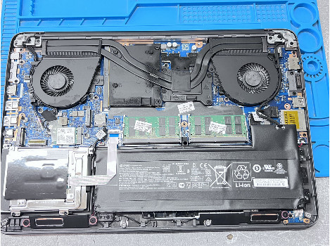 HP ZBook 15 G4 15.6" i7-7820HQ 32GB 260GB клас А