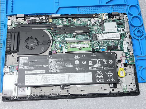 Lenovo ThinkPad T15 15.6" i5-10210U 16GB 260GB клас Б