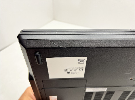 Fujitsu CELSIUS H7510 15.6" i7-10850H 32GB 510GB клас А