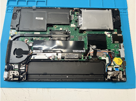 Lenovo ThinkPad T450 14" touch i5-5300U 8GB 260GB клас Като Нов