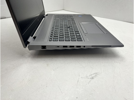 HP ZBook Fury 17 G8 17.3" i7-11800H 32GB 1020GB клас А