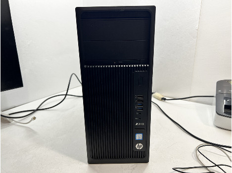 HP Z240 Workstation E3-1240 v6 32GB 260GB Quadro P2000 5GB