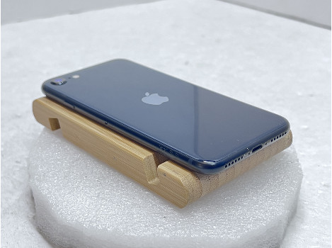 Apple iPhone SE (3rd gen) 64GB - клас А