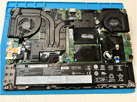 Lenovo ThinkPad P15 15.6" i7-10875H 32GB 1TB клас А