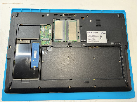 Fujitsu LIFEBOOK U758 W16" i5-8250U 8GB 260GB клас А