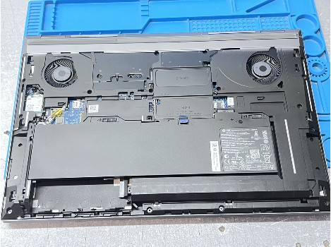 HP ZBook Fury 17 G8 17.3" – Mobile Workstation i7- 32GB RAM- RTX A3000 6GB
