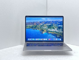 Лаптоп Apple MacBookPro16.2 13.3" i7-1068NG7 32GB 500GB клас А