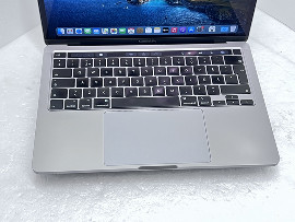 Лаптоп Apple MacBookPro16.2 13.3" i7-1068NG7 32GB 500GB клас А