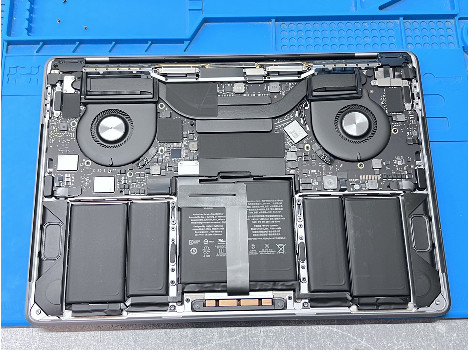 Apple MacBookPro16.2 13.3" i7-1068NG7 32GB 500GB клас А