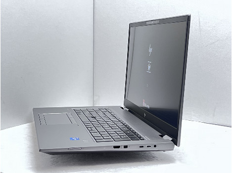 HP ZBook Fury 17 G8 17.3" – Mobile Workstation i7- 32GB RAM- RTX A5000 16GB