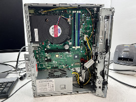 Компютър Lenovo ThinkCentre M70s Pentium G6400 16GB 510GB UHD 610
