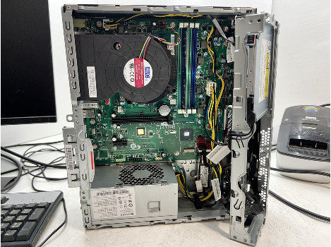 Lenovo ThinkCentre M70s Pentium G6400 16GB 510GB UHD 610
