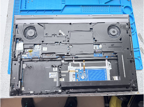 HP ZBook Fury 17 G8 17.3" i7-11850H 32GB 510GB клас А