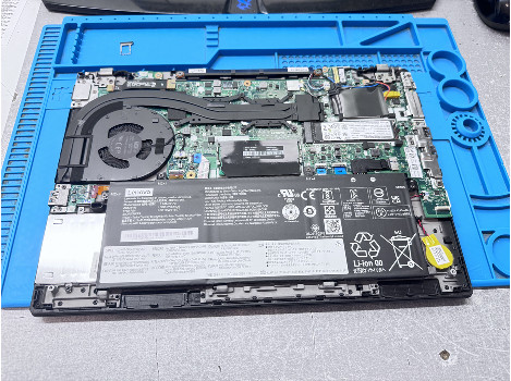 Lenovo ThinkPad P14s G2 14" i7-1165G7 32GB 510GB клас А