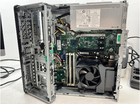 HP EliteDesk 800 G5 i3-8100 16GB 260GB UHD 630