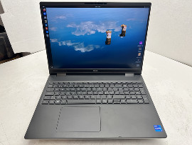 Mobile Workstation Dell Precision 7670 16" i7-12850HX 32GB 1020GB клас А