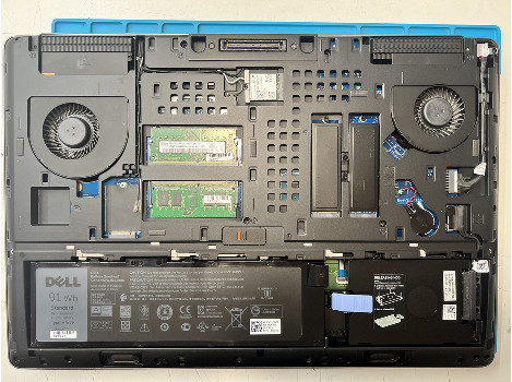 Dell Precision 7720 17.3" i7-7820HQ 32GB 260GB клас А