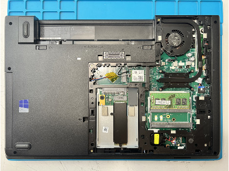 Lenovo ThinkPad L570 15.6" i5-7200U 8GB 260GB клас Б
