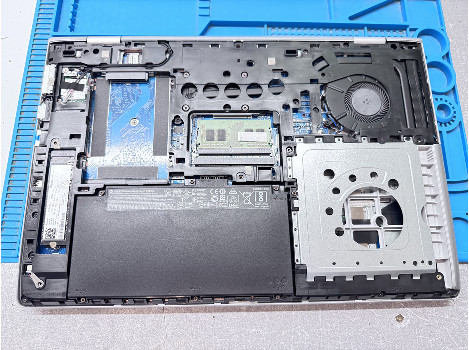 HP ProBook 650 G4 15.6" i3-8130U 8GB 260GB клас А
