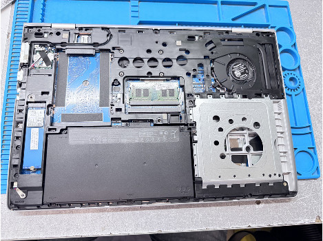 HP ProBook 650 G4 15.6" i3-8130U 8GB 260GB клас А