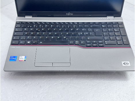 Fujitsu LIFEBOOK U7511 15.6" i7-1165G7 32GB 510GB клас А