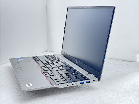 Fujitsu LIFEBOOK U7511 15.6" i7-1165G7 32GB 510GB клас А