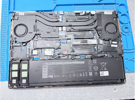 Dell Precision 7560 15.6" i7-11800H 32GB 1TB клас А
