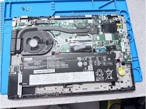 Lenovo ThinkPad T15 G2 15.6" i5-1145G7 16GB 260GB клас А
