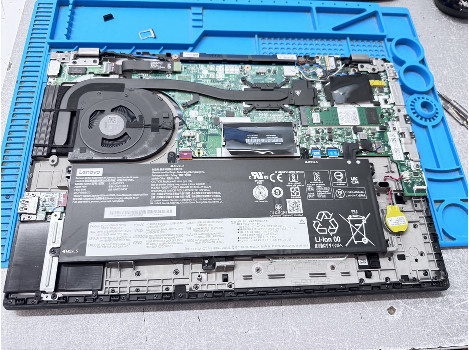 Lenovo ThinkPad T15 G2 15.6" i5-1145G7 16GB 260GB клас А